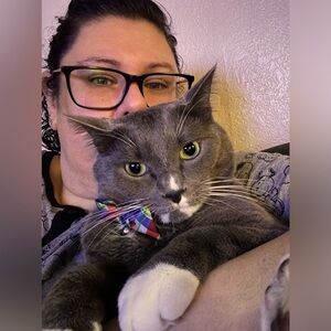 Meet your Posher, Lorraine